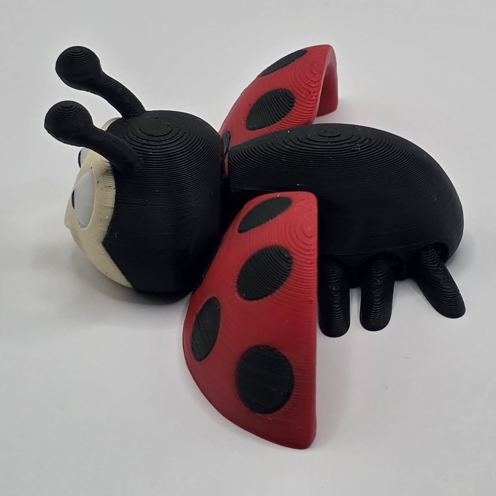 Cute Articulated Ladybug | 3D Printed Flexi Bug | Poseable Desk Toy | Adorable Gift | Cute Bug Decor - SkeletonEarth Designs