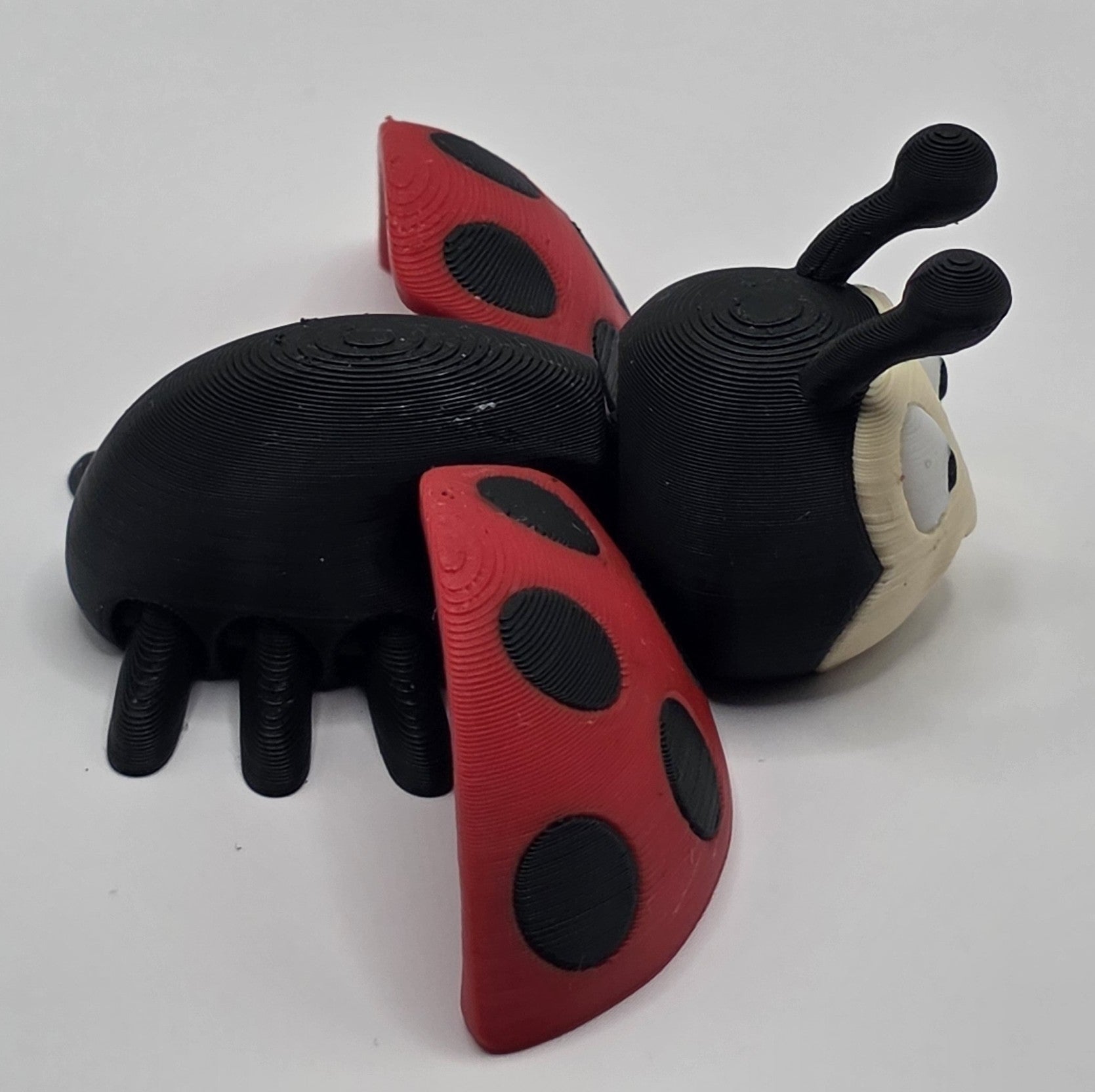 Cute Articulated Ladybug | 3D Printed Flexi Bug | Poseable Desk Toy | Adorable Gift | Cute Bug Decor - SkeletonEarth Designs