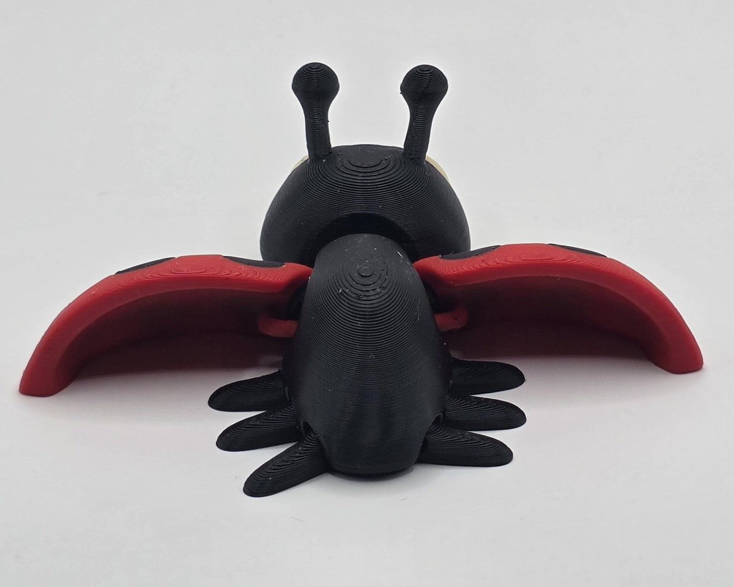 Cute Articulated Ladybug | 3D Printed Flexi Bug | Poseable Desk Toy | Adorable Gift | Cute Bug Decor - SkeletonEarth Designs