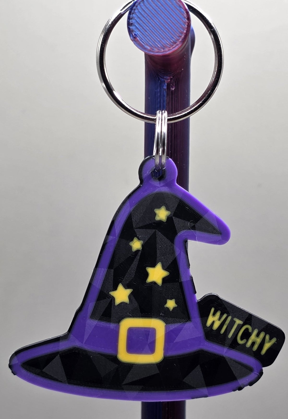 Witch Hat Keychain, 3D Printed Halloween Keychain, Spooky Witch Gift, Purple Witch Hat Charm, Halloween Bag Accessory, Cute Witchy Decor - SkeletonEarth Designs